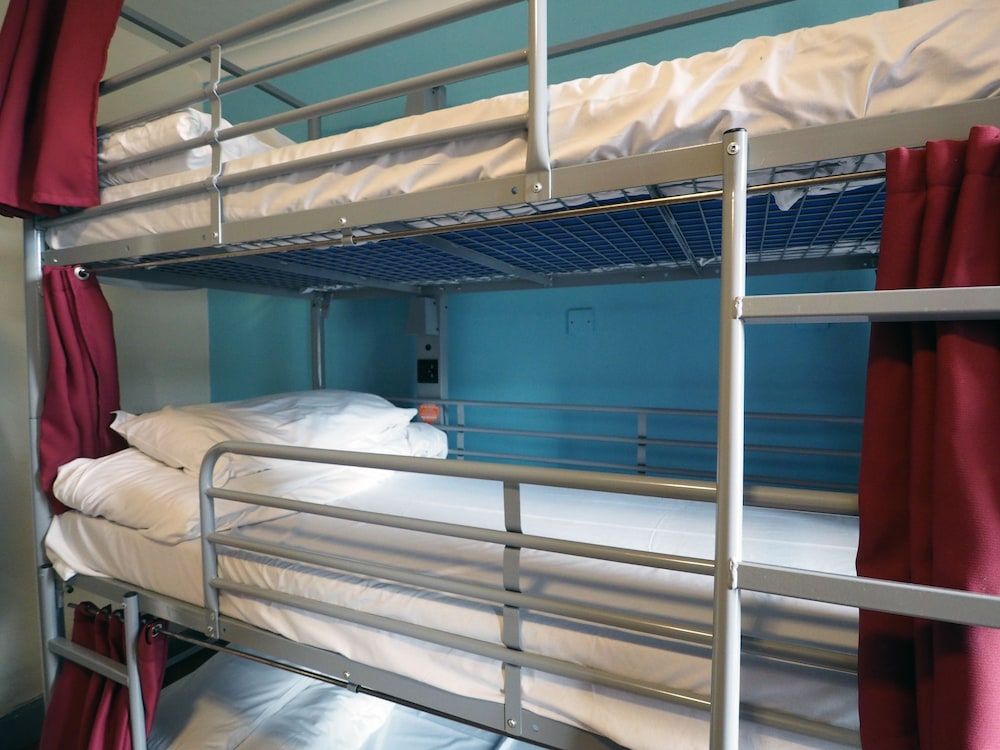 undefined St. Christopher's Inn Edinburgh - Hostel 6