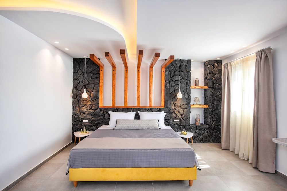 Abasa Suites Superior Room