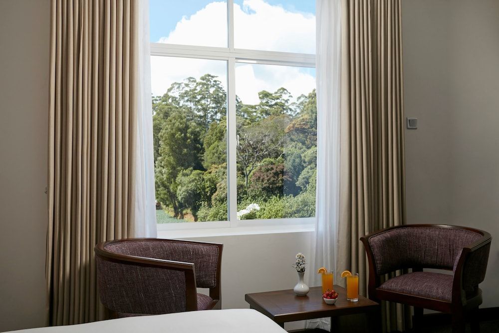 Galway Heights Hotel Deluxe Double or Twin Room, Non Smoking, Mountain View 13