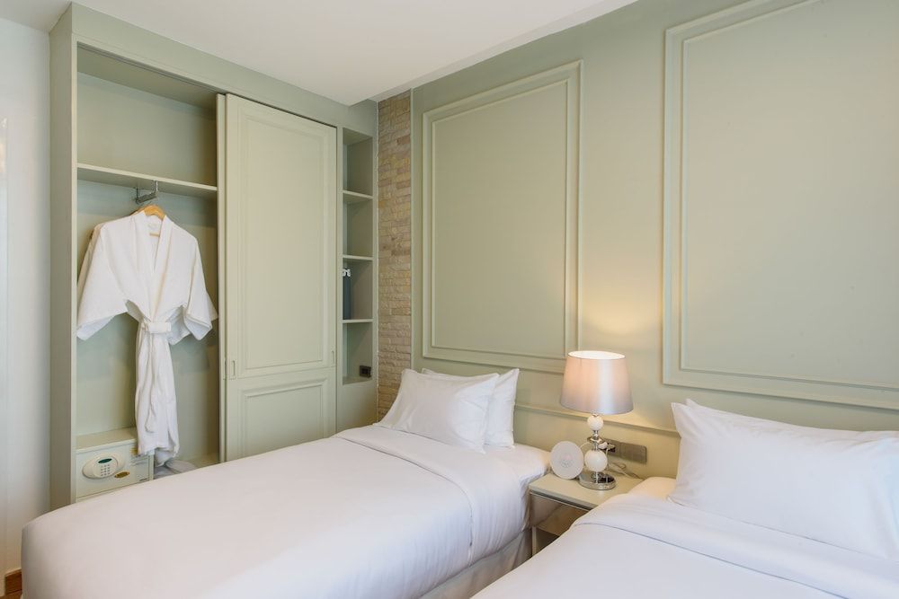 undefined Parc Borough City Resort 8