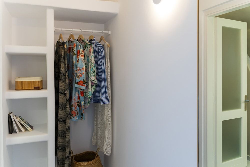 Lavadoze Luxury Suites - Adults only Superior Suite, Private Pool 15