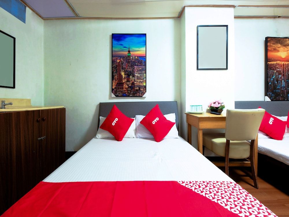 Remedios Apartment Deluxe Double Room 4