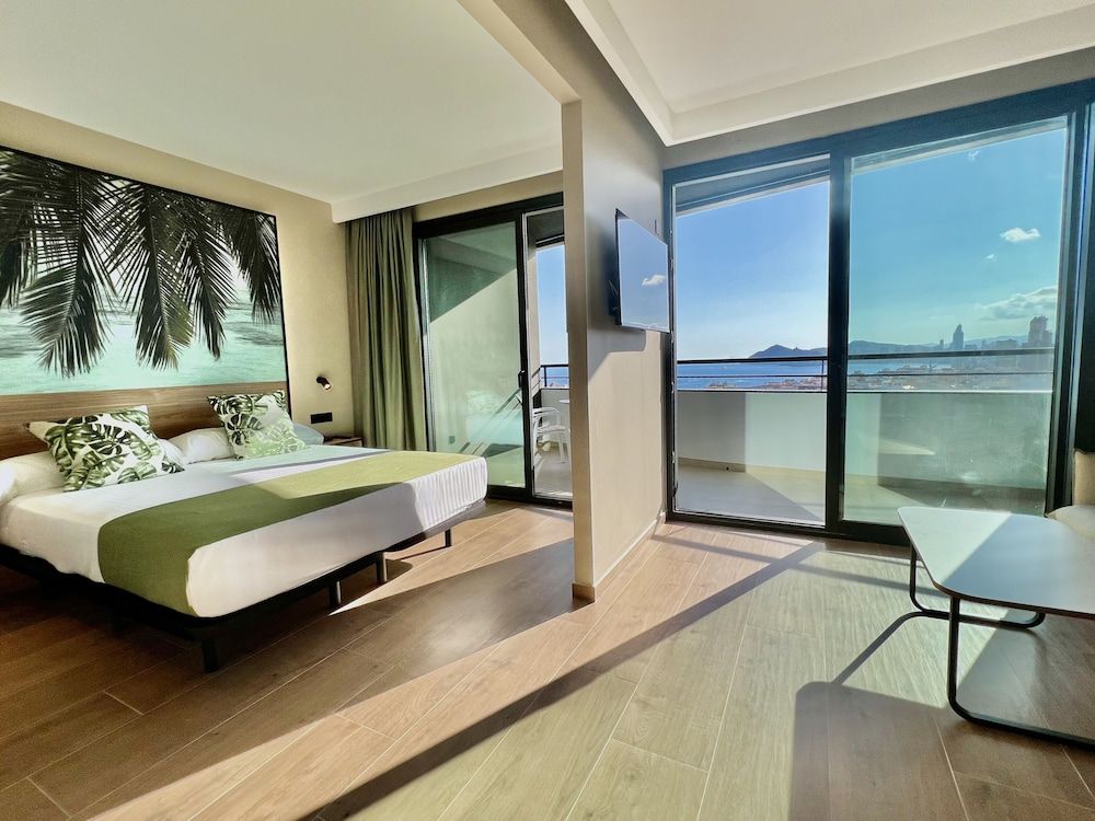 Hotel Primavera Park **** Superior Premium Room, Terrace, Pool View (2 Adults + 1 Child) 3