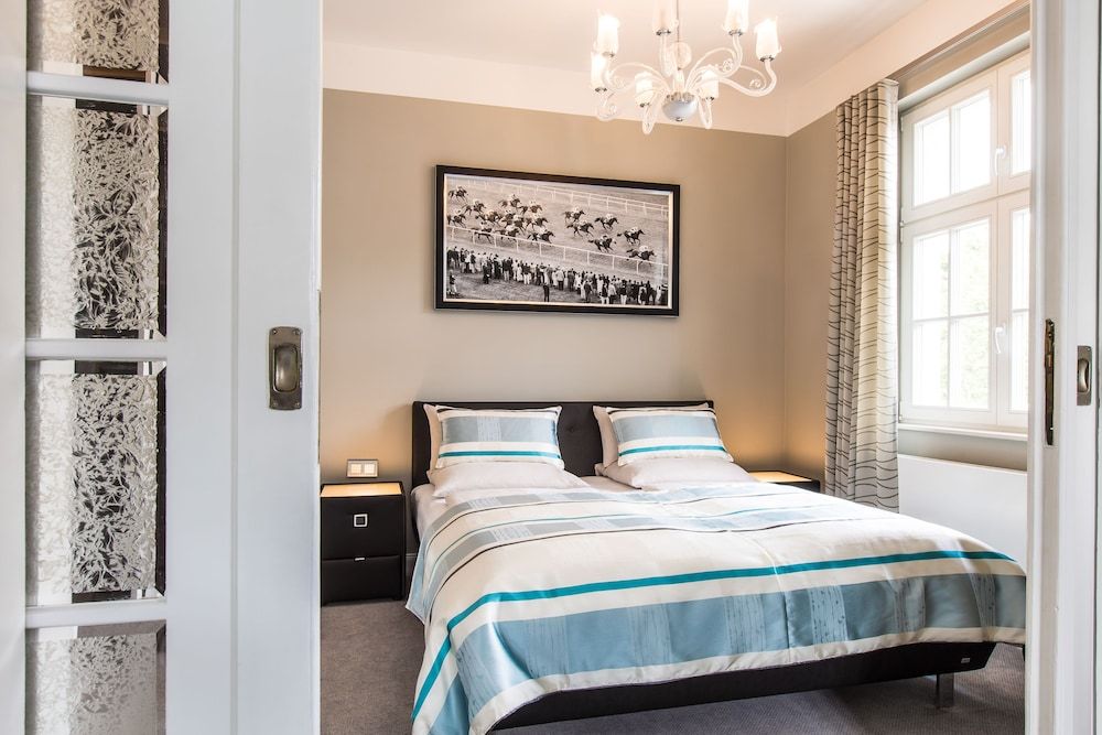 Adelhoff Presidential Suite