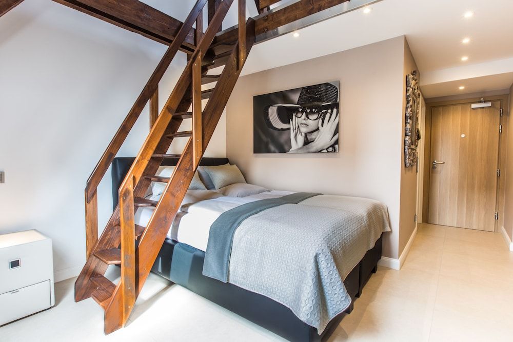 Adelhoff Deluxe Suite 3