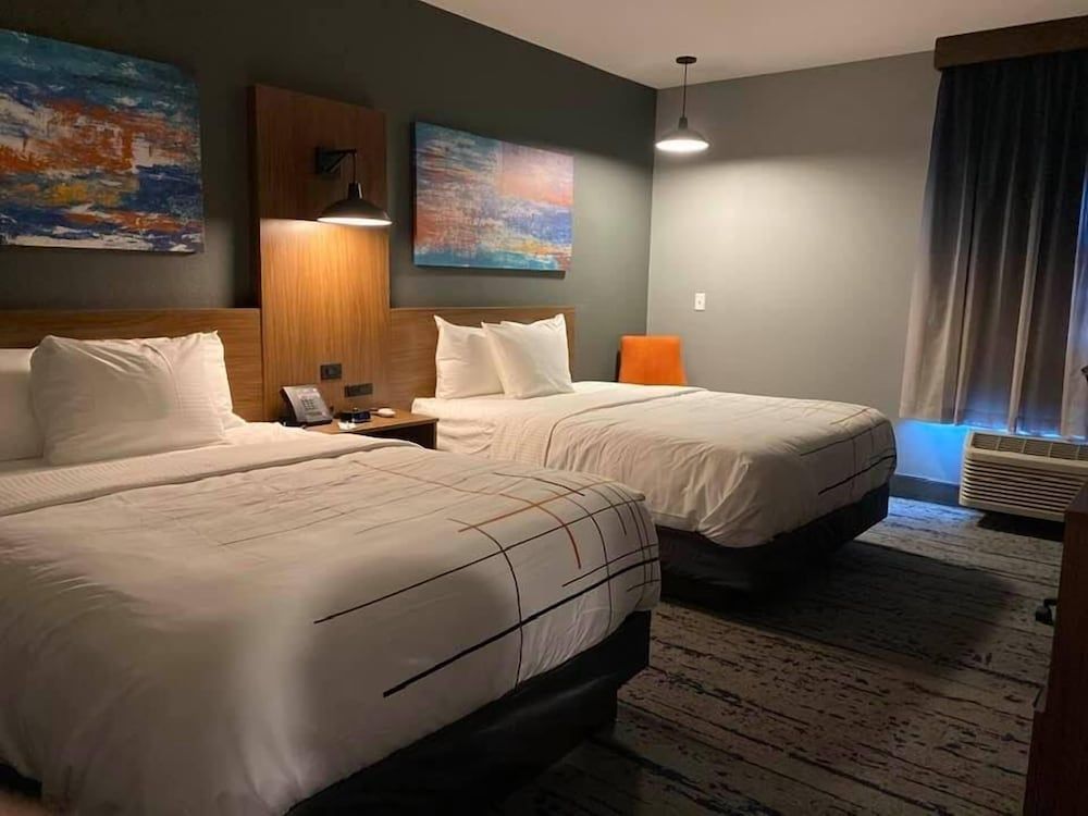 Room, 2 Queen Beds, Non Smoking