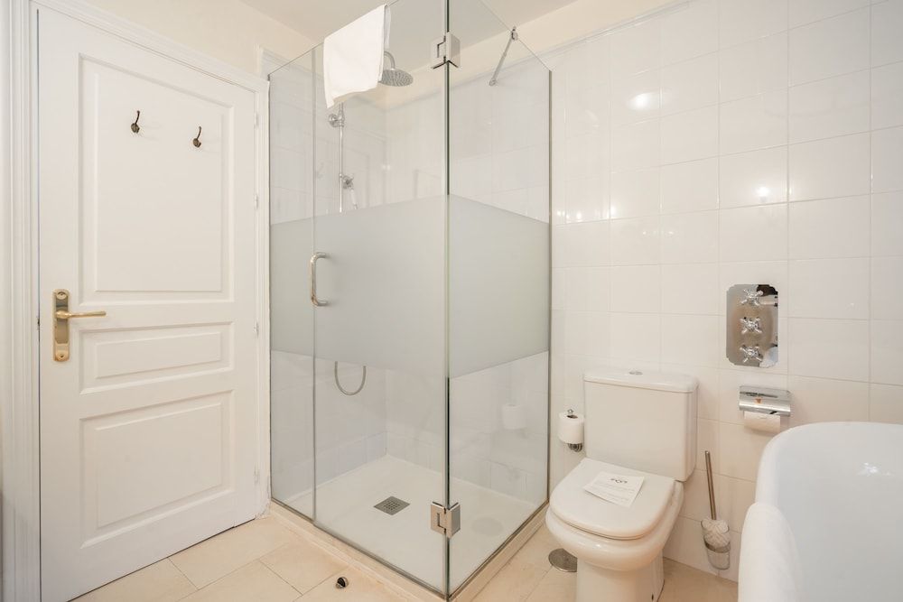 Hotel La Fuente de la Higuera Classic Suite 10