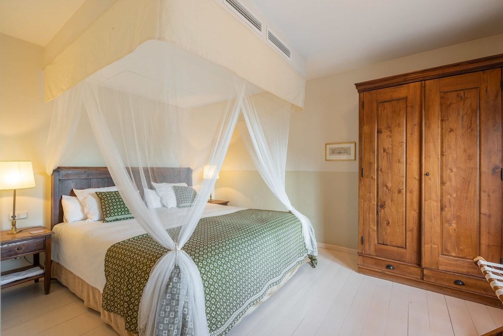 Hotel La Fuente de la Higuera Classic Suite 3