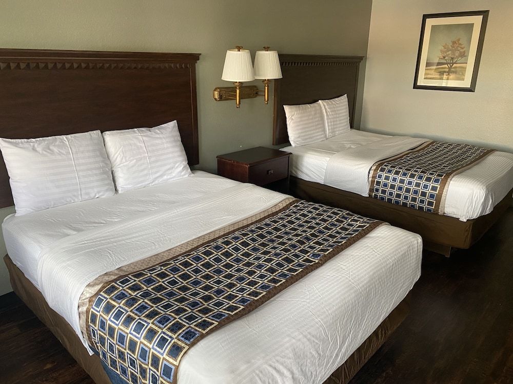 Room, 2 Queen Beds, Non Smoking