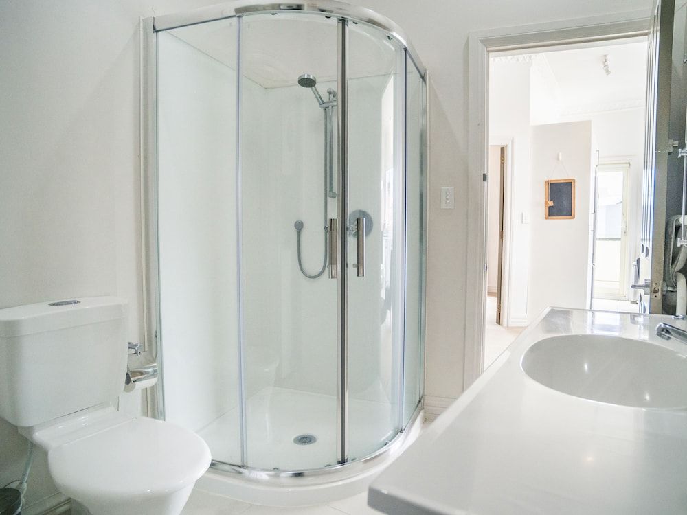 U Suites on Manners Penthouse, 2 Bedrooms, Balcony (Level 4 - lift access to Level 2 only) 5