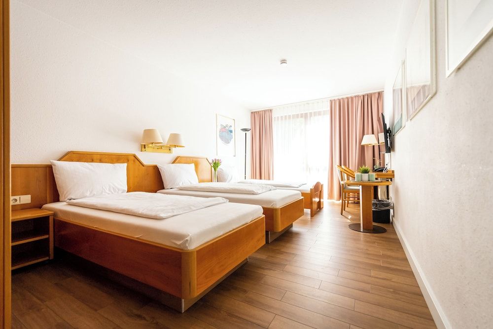 Comfort Triple Room