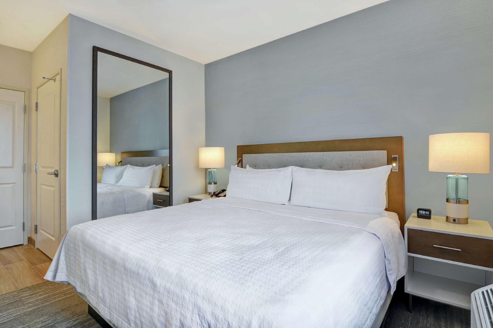 Homewood Suites by Hilton Chula Vista Eastlake 1 KING HEARING ACCESSIBLE SUITE NONSMOKING