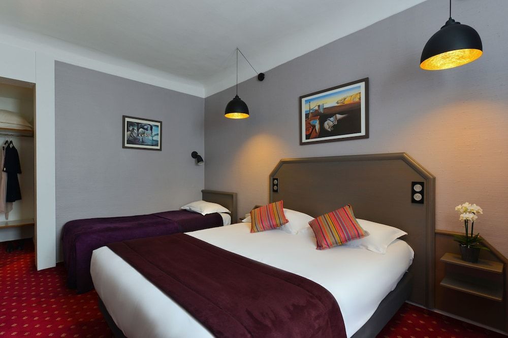 Résidence du Pré Triple Room, Non Smoking, Private Bathroom 3