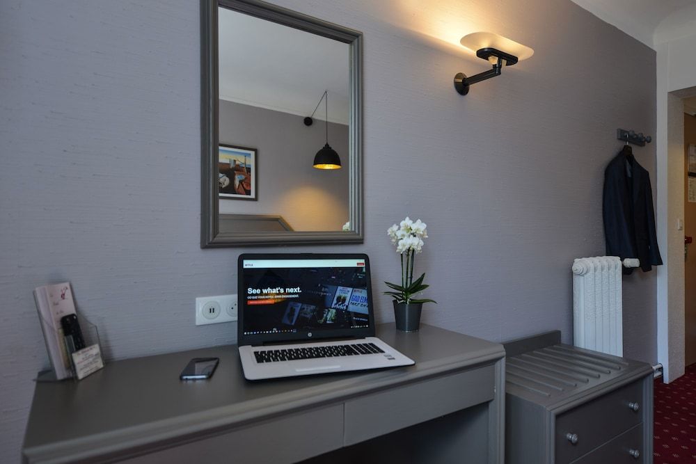 Résidence du Pré Double Room Single Use, Non Smoking, Private Bathroom 7