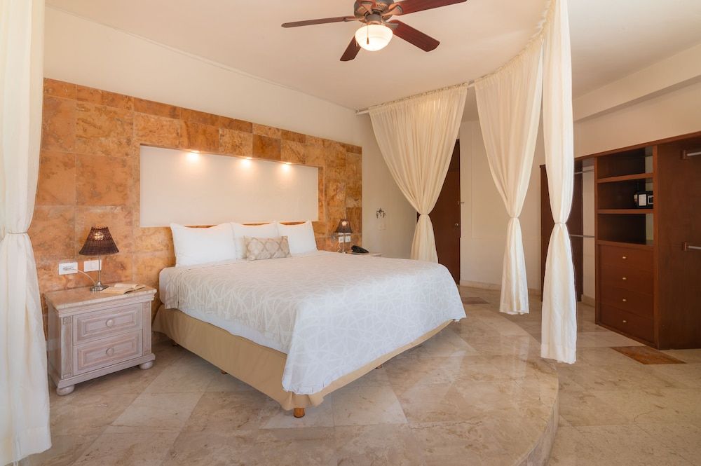 Junior Studio Suite