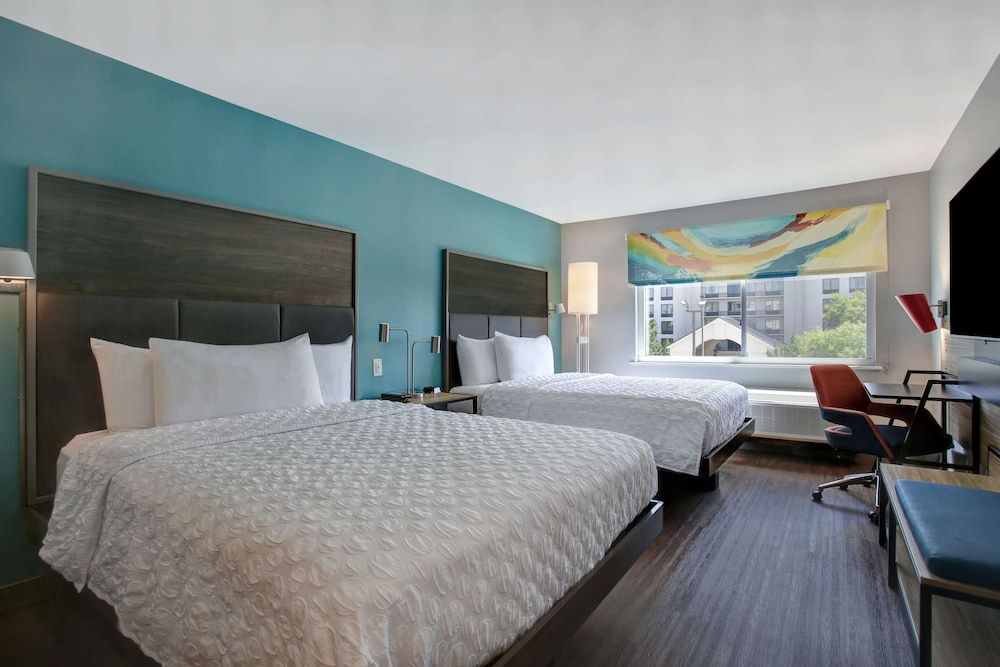 Room, 2 Queen Beds