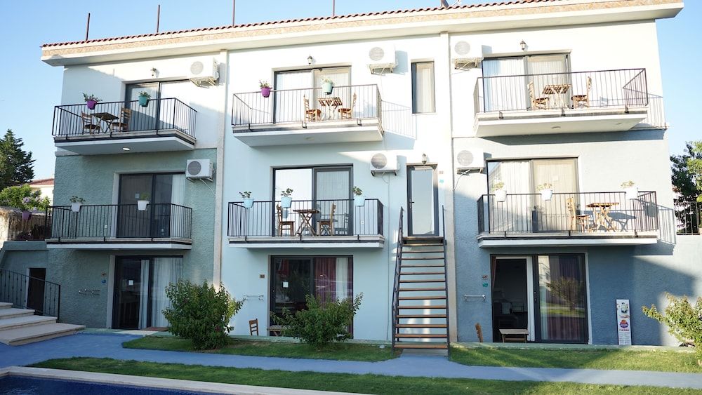 undefined Karyada Hotel 9