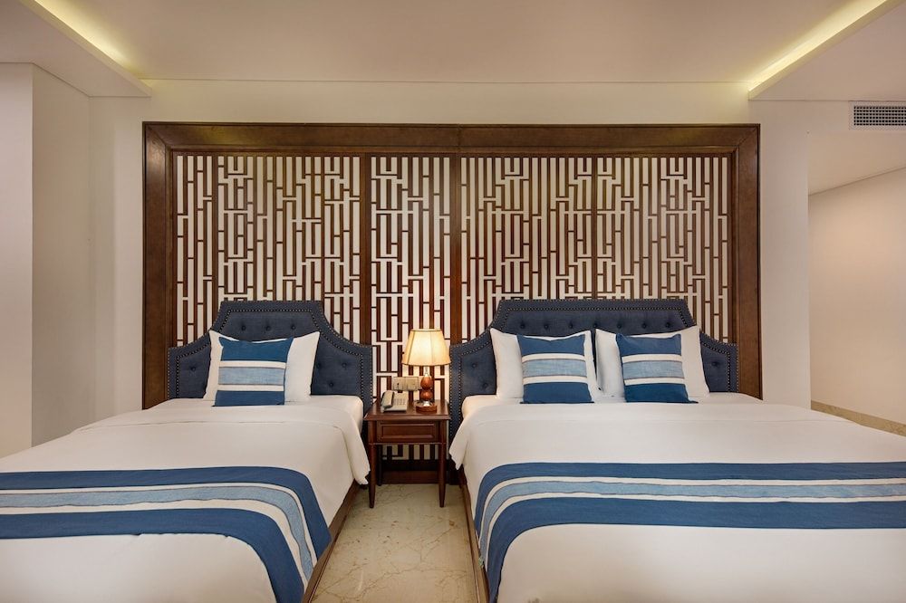 undefined Eden Hotel 3