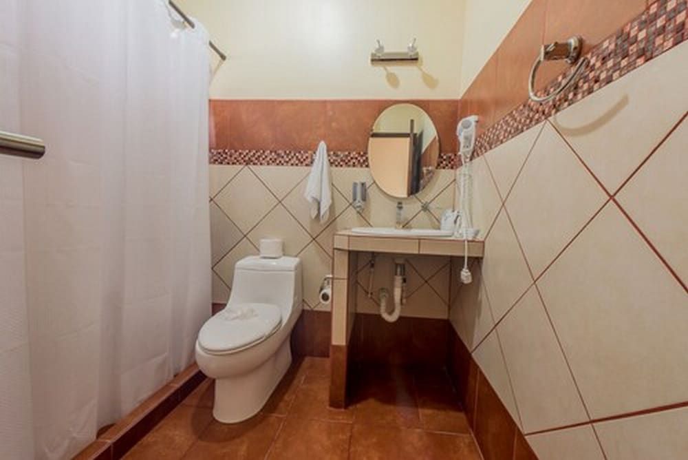 Hotel Monte Real Standard Room 5