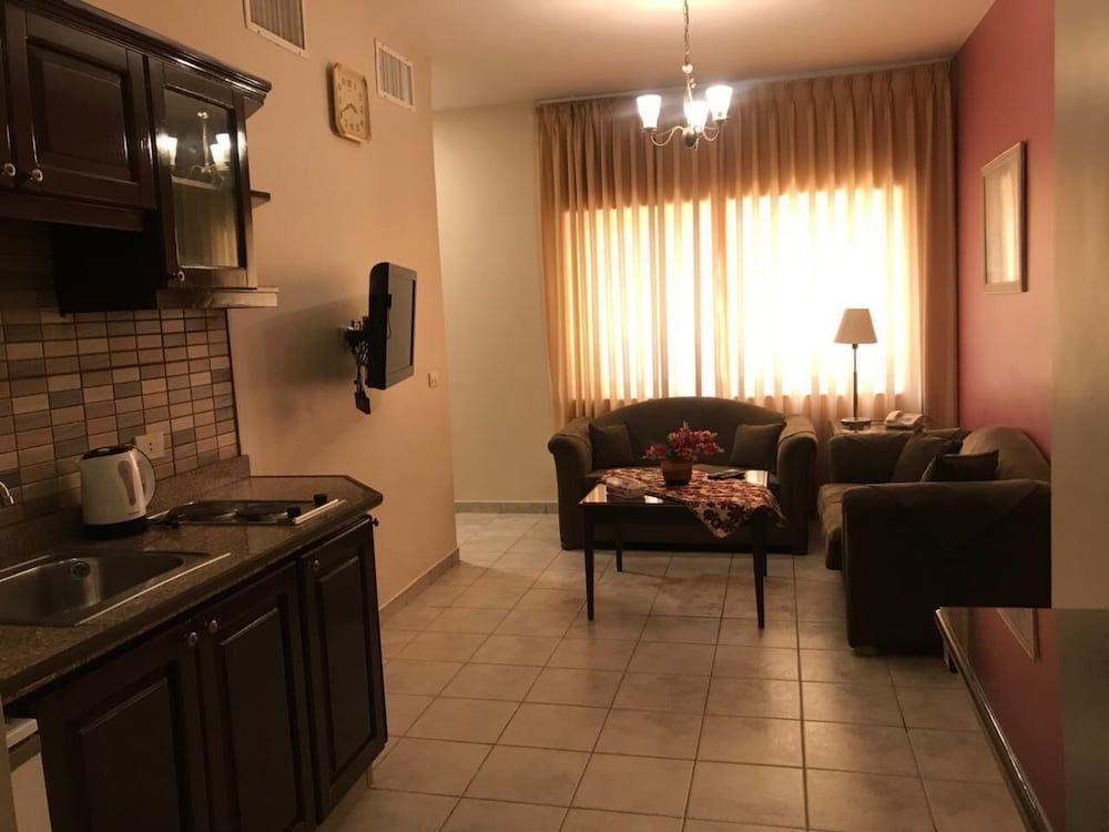 undefined Capri Hotel Suites 3