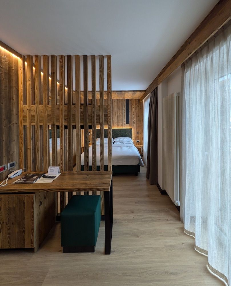 Panoramic Room, 1 Double Bed, Mountain View