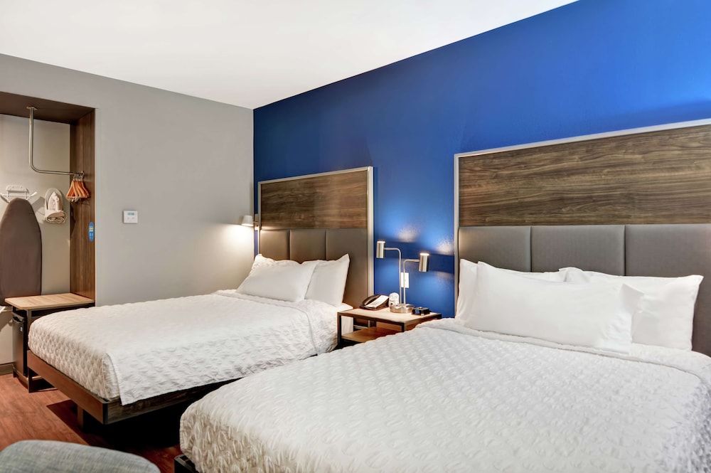 Room, 2 Queen Beds