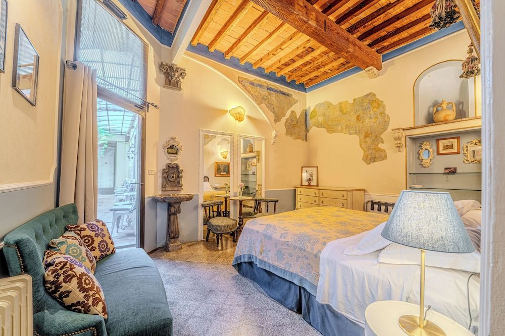 Relais Grand Tour Suite, Patio, Garden View (Mirror) 2