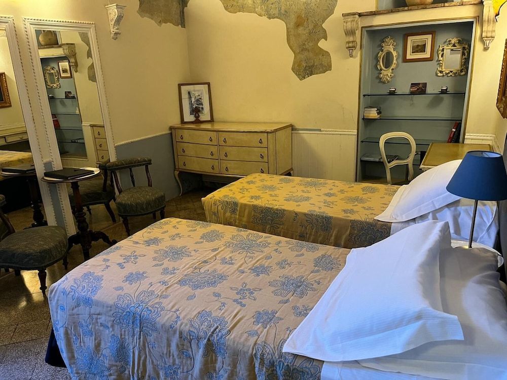 Relais Grand Tour Suite, Patio, Garden View (Mirror)