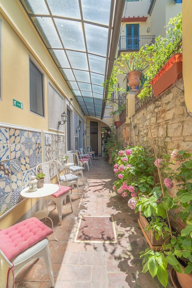 undefined Relais Grand Tour 8