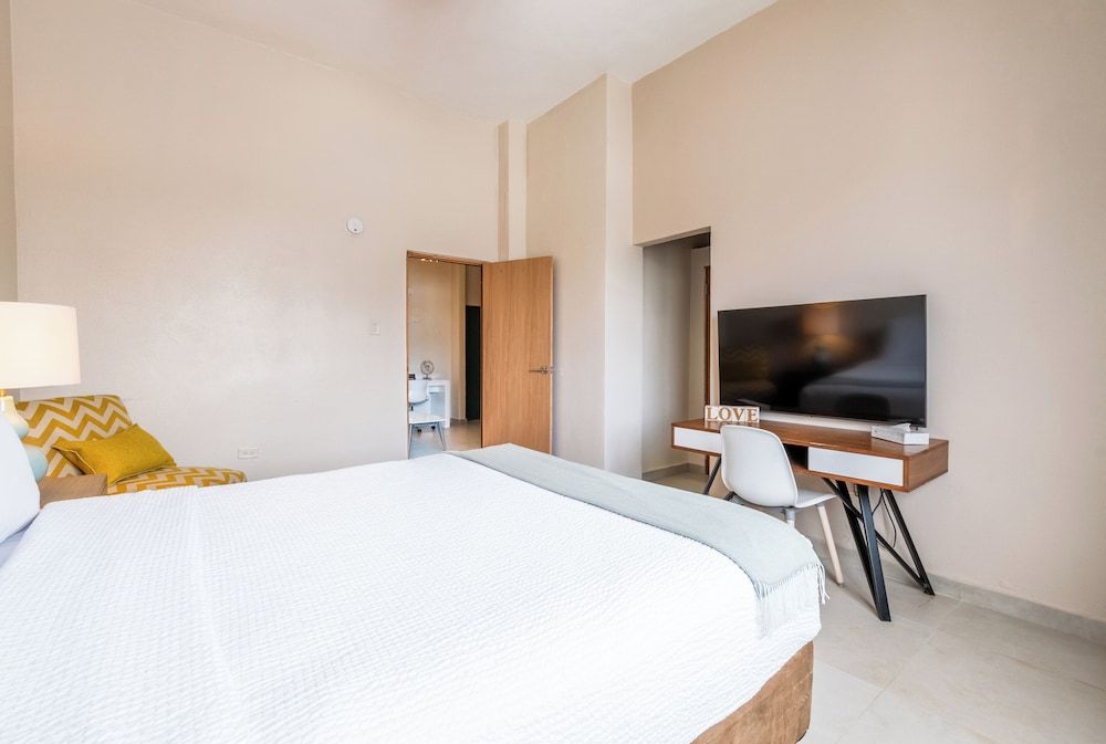 1 Bedroom Apartment