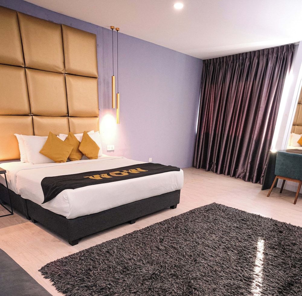 Capital O 91202 Wow Hotel Presidential Suite 14