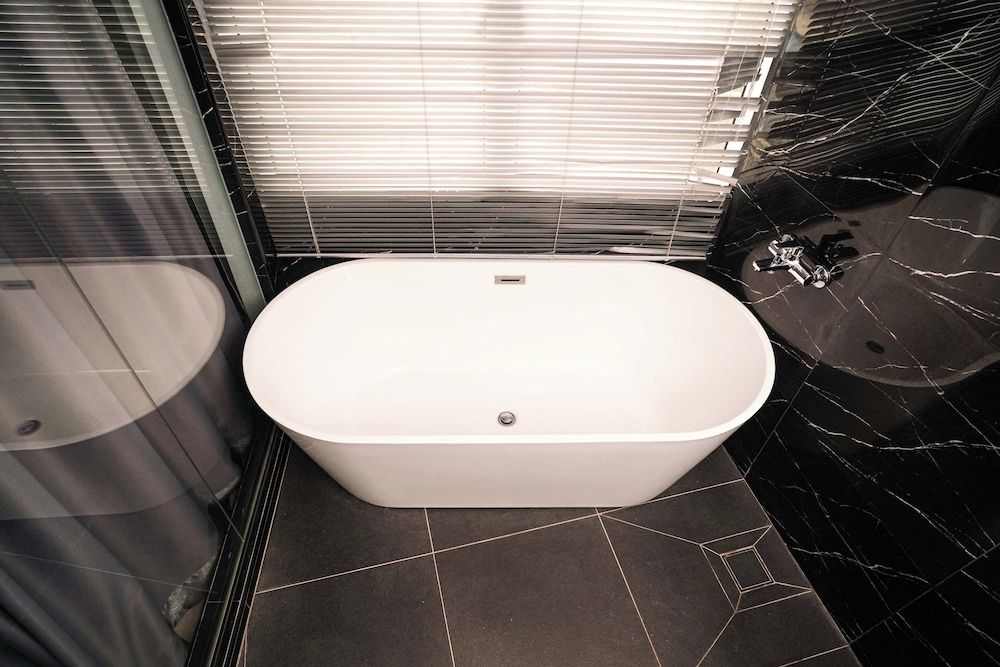 Capital O 91202 Wow Hotel Presidential Suite 21