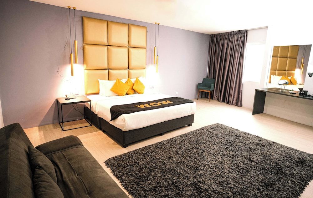 Capital O 91202 Wow Hotel Presidential Suite 10