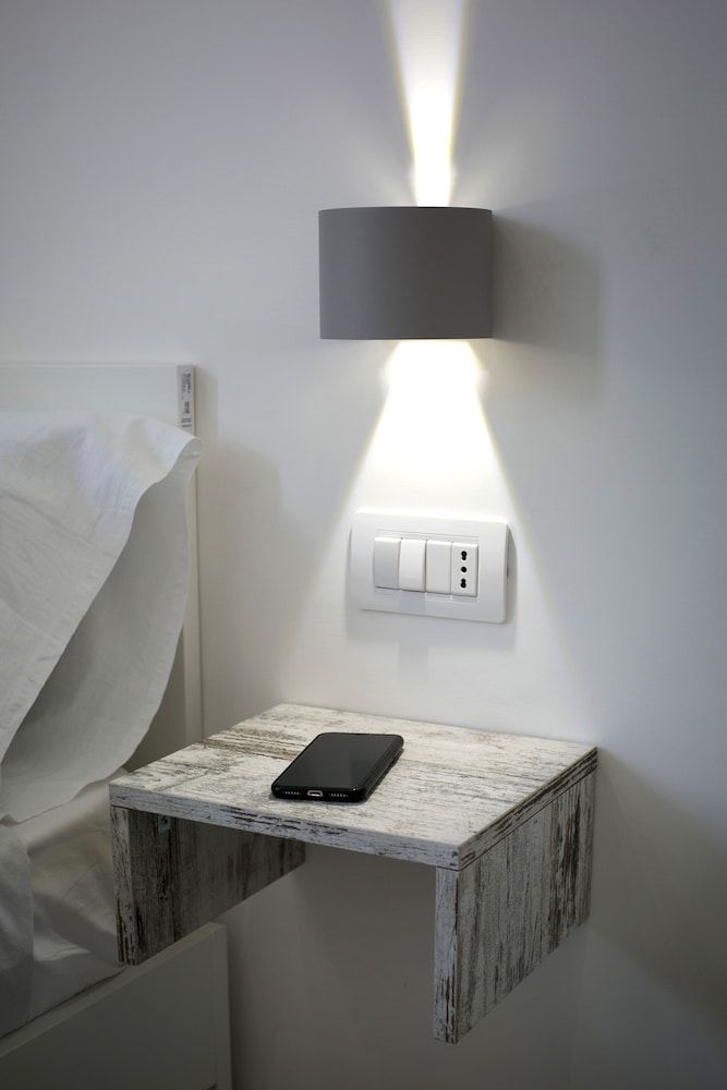 President Suites Deluxe Double Room 14