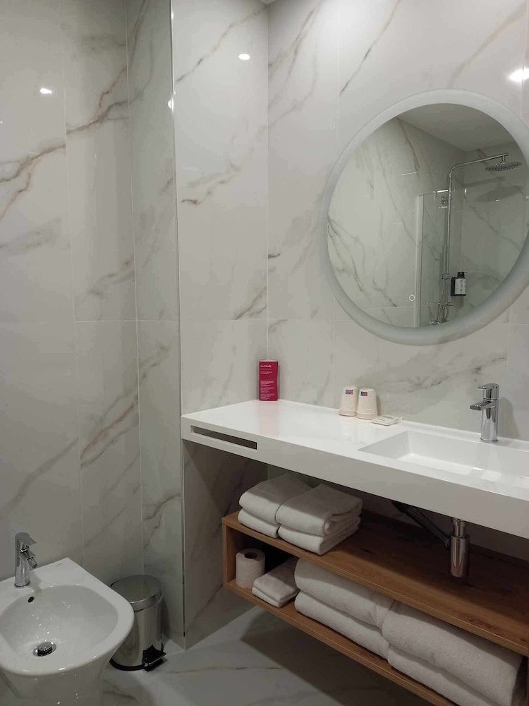 Exe Wellington Family Room 8