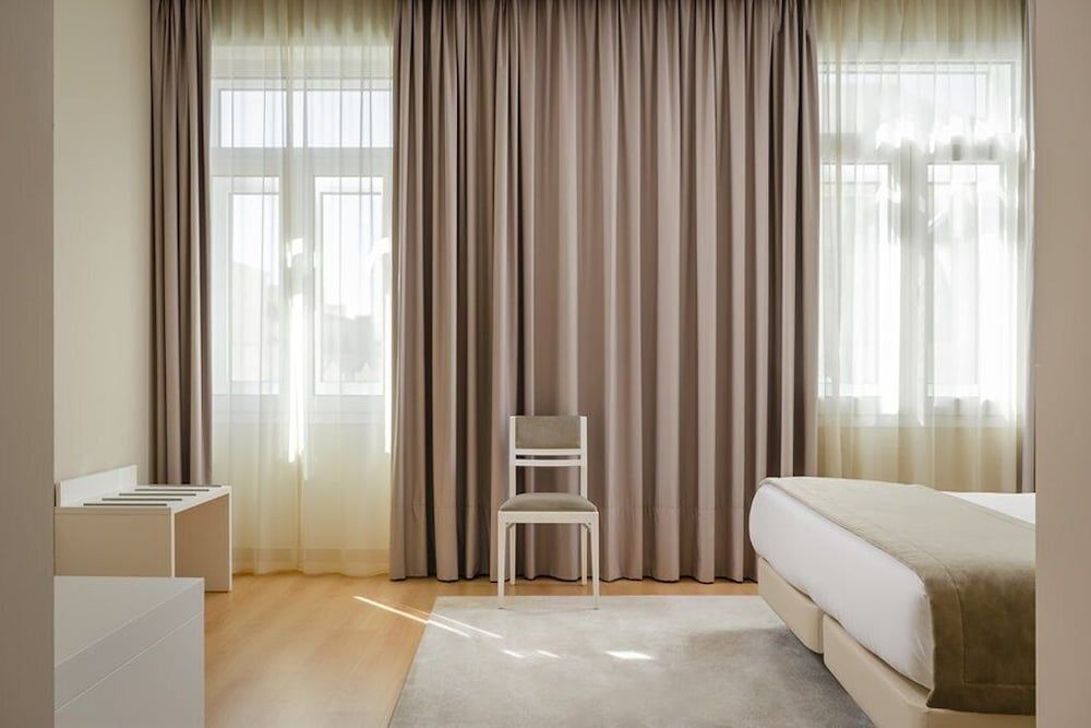 Exe Wellington Double or Twin Room, City View 17