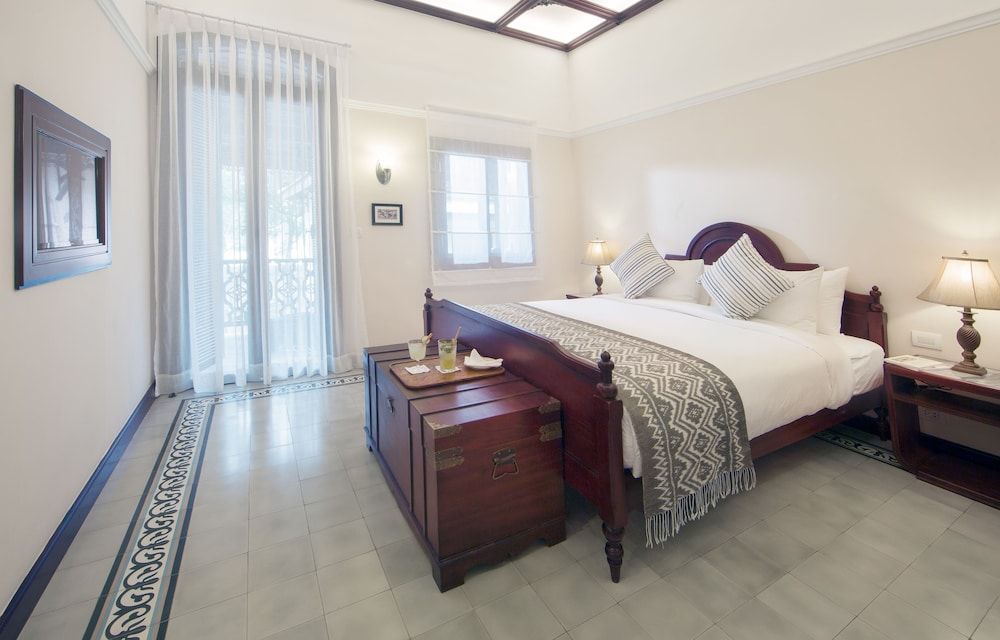 Pavie Bungalow Pool View or River View