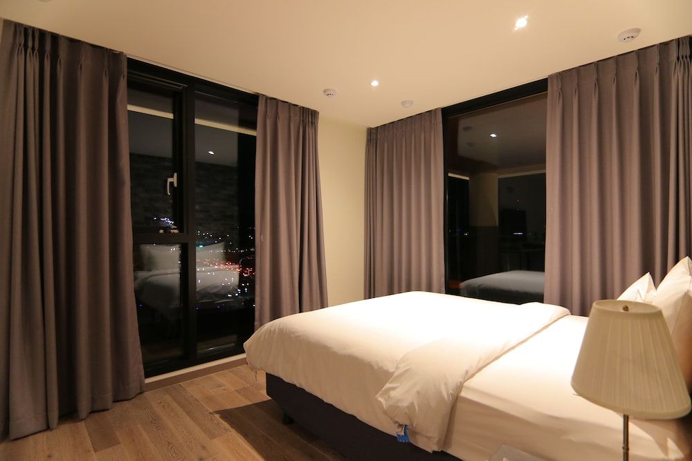 Hotel Gite Standard Room, Terrace 6