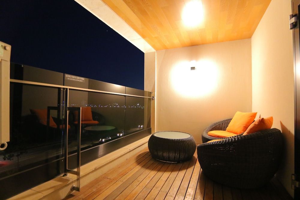 Hotel Gite Standard Room, Terrace 12