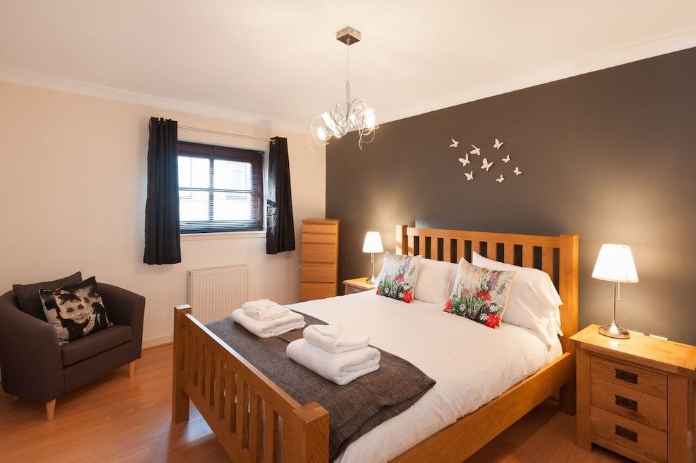 Glasgow City Flats Apartment, 2 Bedrooms (88 Albion Street)