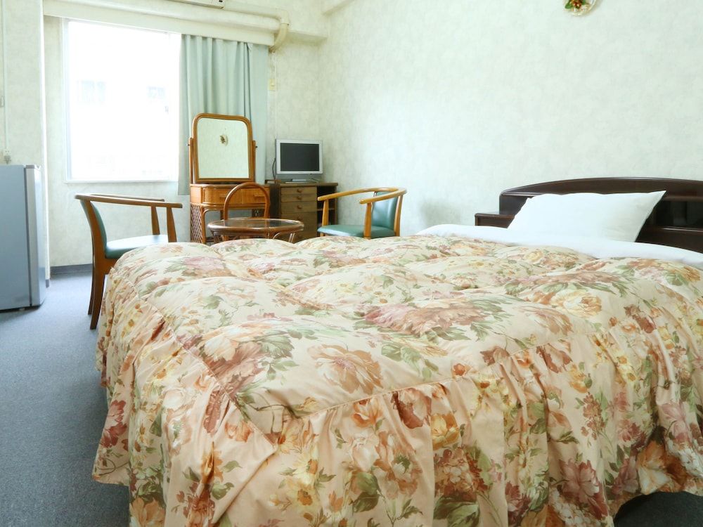 Single Room, Smoking