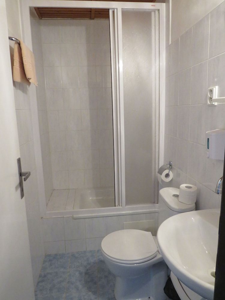 Hotel Hasa Double or Twin Room 5