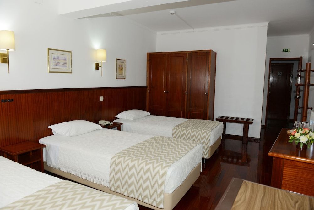 Estalagem Sequeira Triple Room, 3 Twin Beds, Non Smoking 2