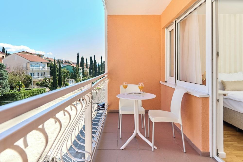 Mediteran Maradiso Hotel by Aminess Standard double room with balcony 4