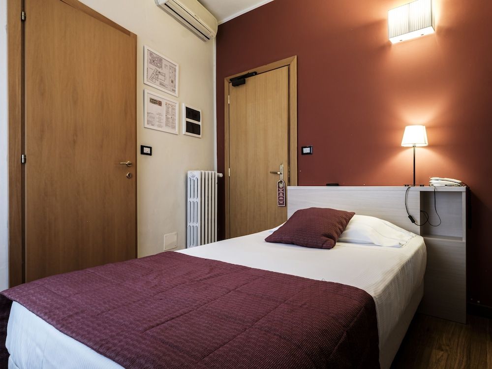 Hotel Accademia Superior Twin Room 7