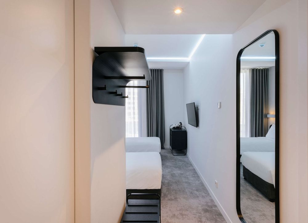 Golden Tulip Design Tbilisi Standard Room, 2 Twin Beds