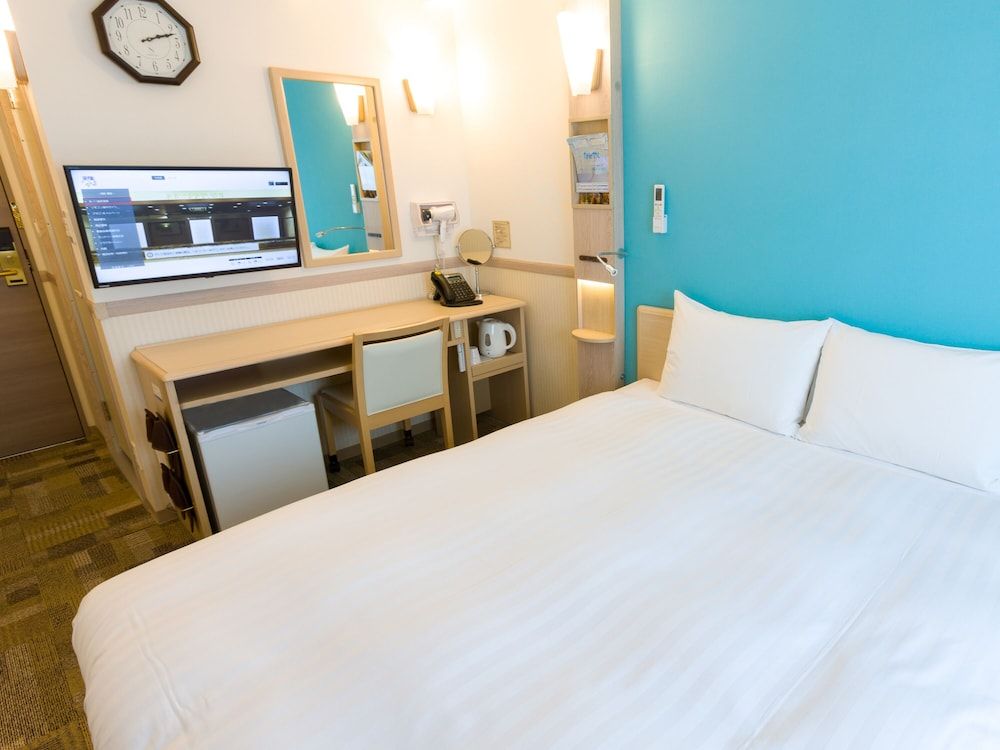 Toyoko Inn Chiba Makuhari Standard Double Room, Non Smoking