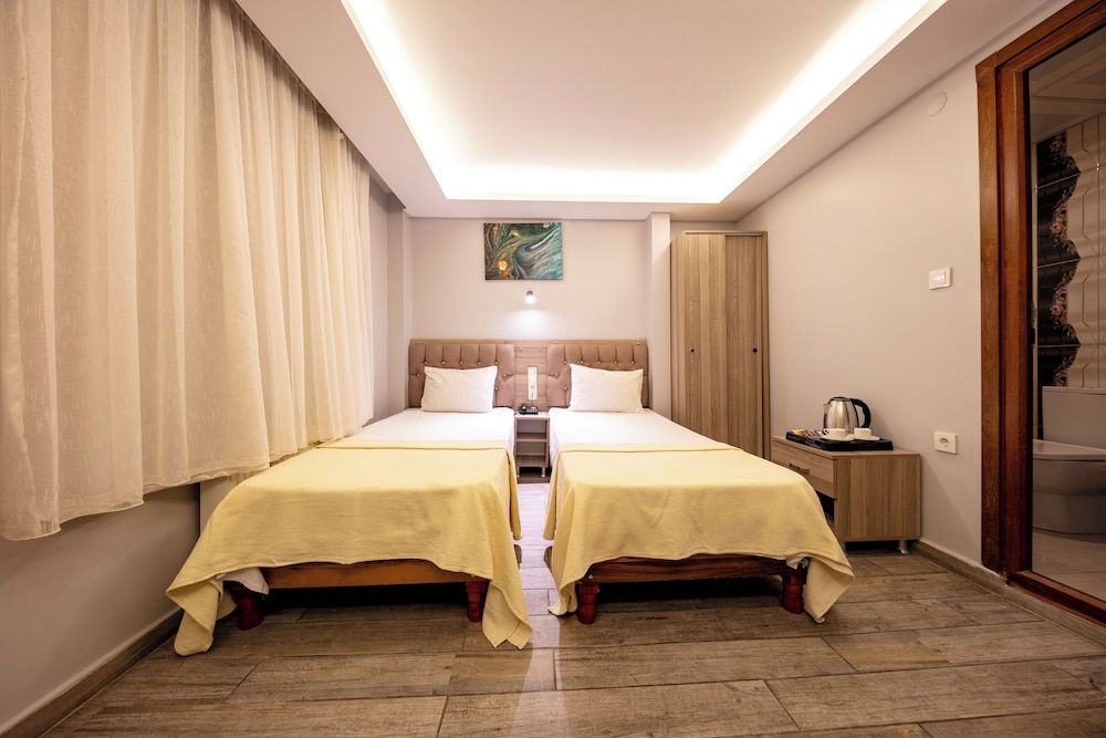 Gul Otel Standard Twin Room 8