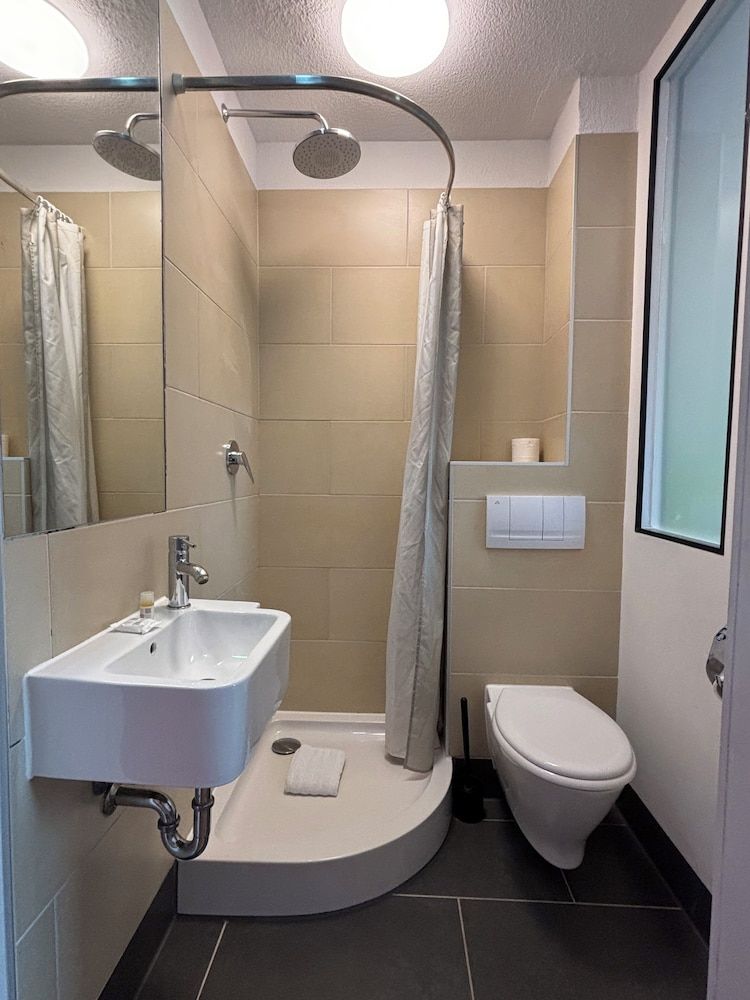 City Inn Magdeburg Standard Double Room, 1 Double Bed 5