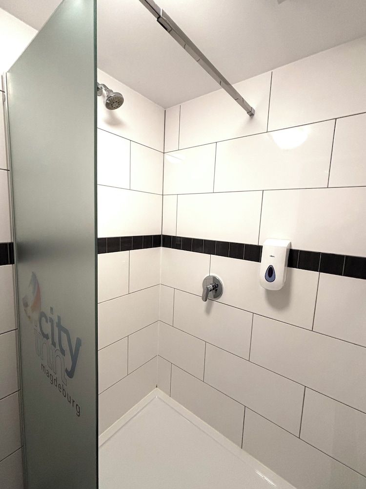 City Inn Magdeburg Economy Double Room, 1 Double Bed, Shared Bathroom 4